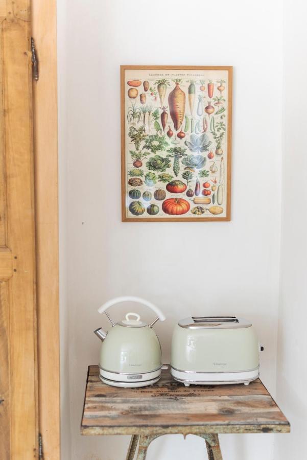 La Petite Ruche, 1 Bedroom Gite In The Luberon 阿普特 外观 照片