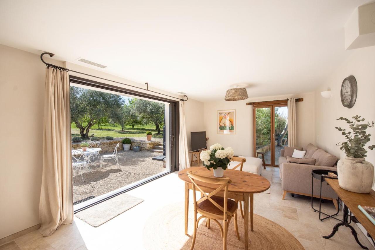 La Petite Ruche, 1 Bedroom Gite In The Luberon 阿普特 外观 照片